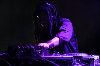 Hieroglyphic Being foto 1